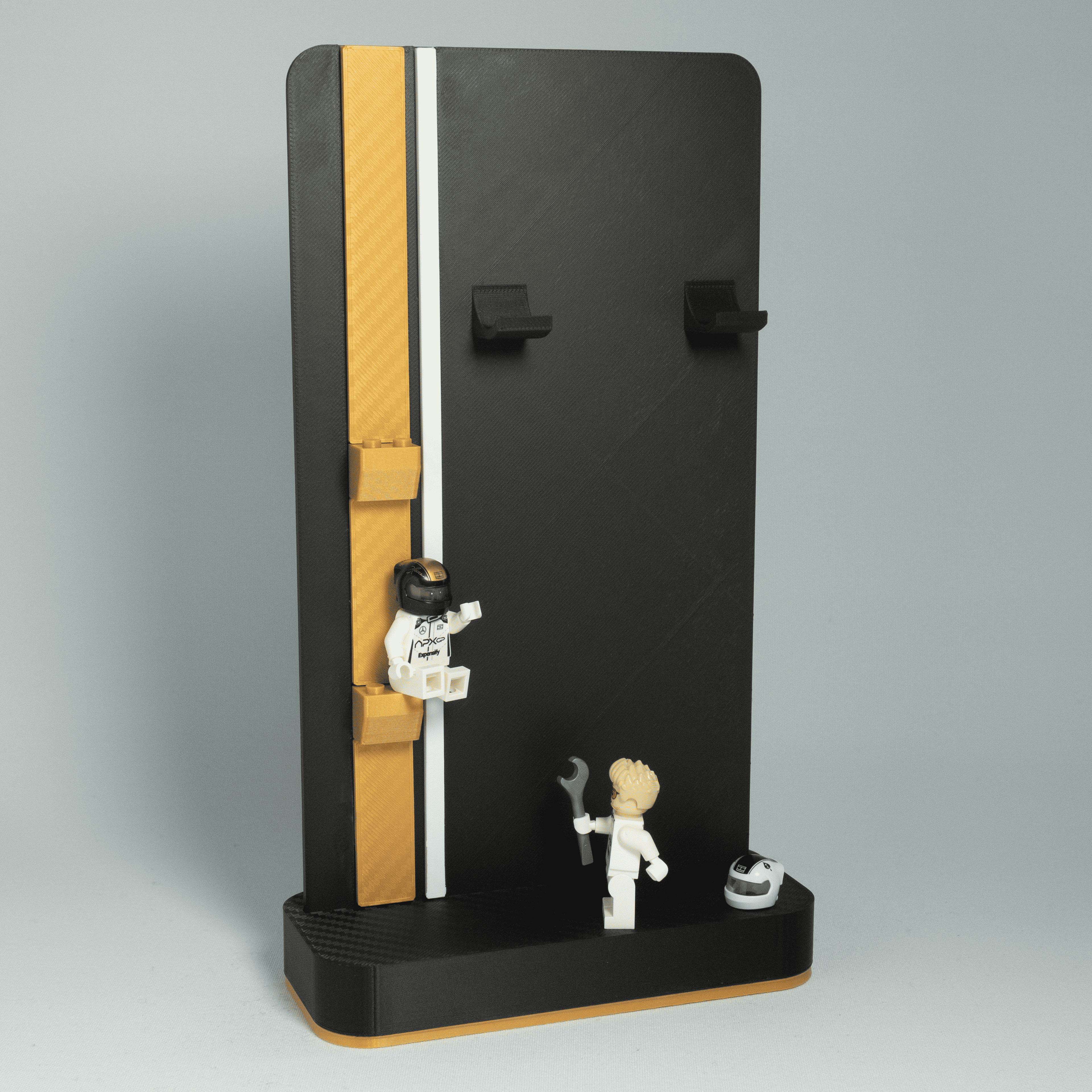 Stand For APXGP F1 LEGO Speed Champions® Car | 77252